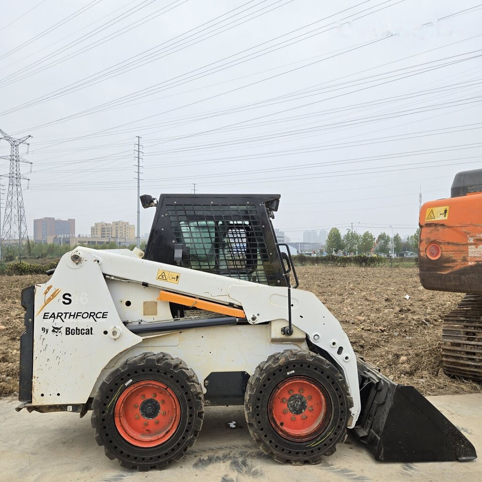 Bobcat S16 - Міні-навантажувач: фото 2 Bobcat S16 - Міні-навантажувач: фото 2