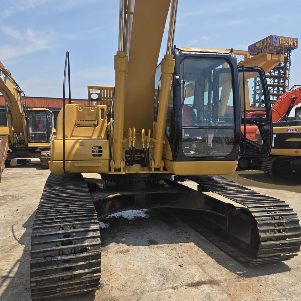 CAT 320C - Гусеничний екскаватор: фото 3 CAT 320C - Гусеничний екскаватор: фото 3