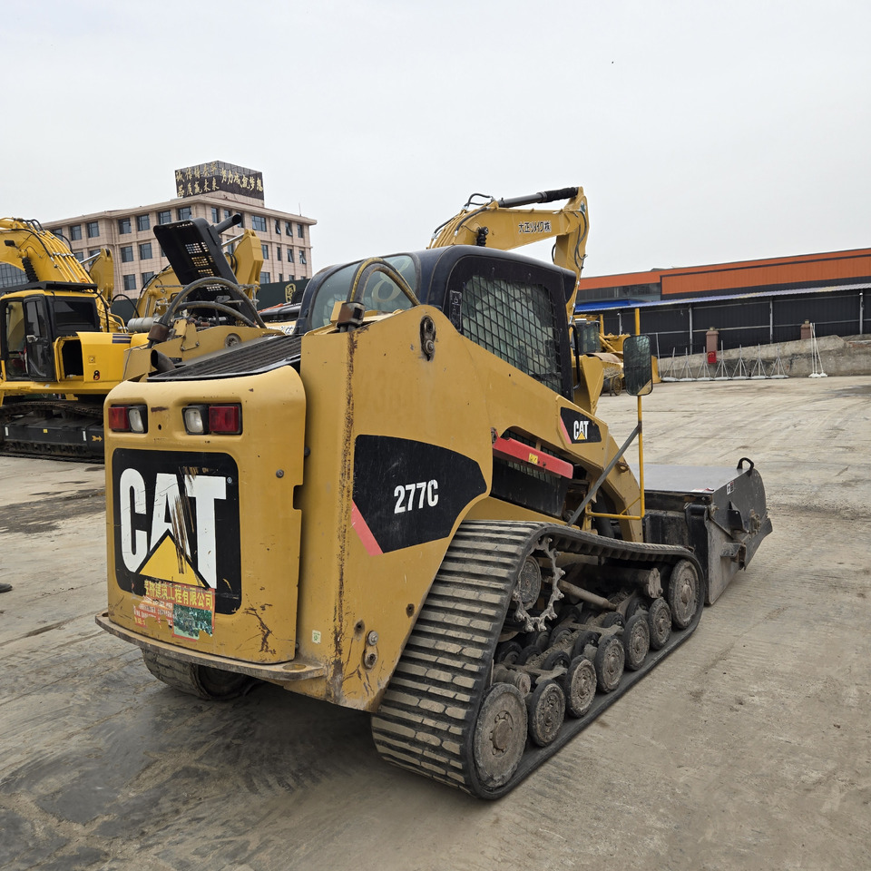 CATERPILLAR 277C в лізинг CATERPILLAR 277C: фото 8
