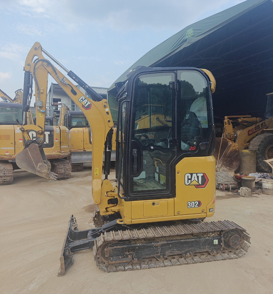 CATERPILLAR 302CR - Міні-екскаватор: фото 2 CATERPILLAR 302CR - Міні-екскаватор: фото 2