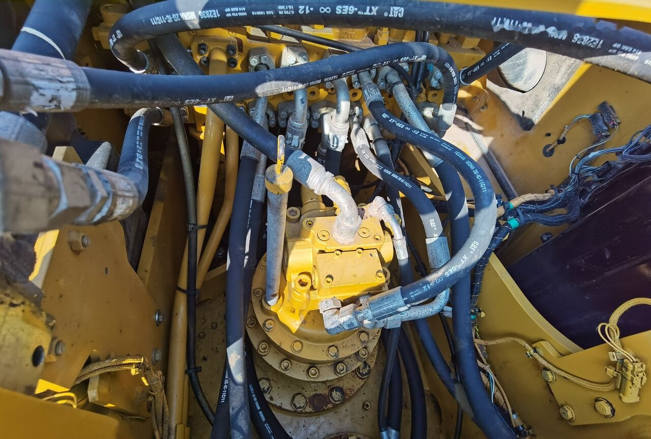 Гусеничний екскаватор Caterpillar 320GC: фото 11 Гусеничний екскаватор Caterpillar 320GC: фото 11