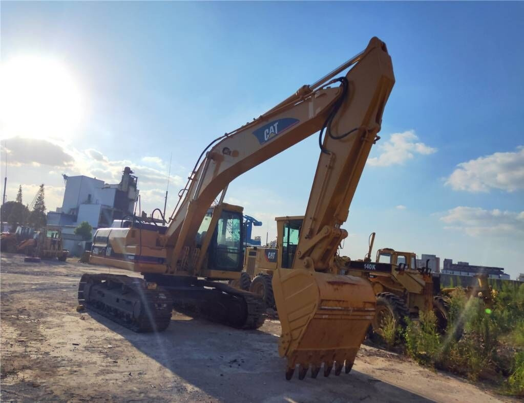 Caterpillar 325 BL - Гусеничний екскаватор: фото 3 Caterpillar 325 BL - Гусеничний екскаватор: фото 3