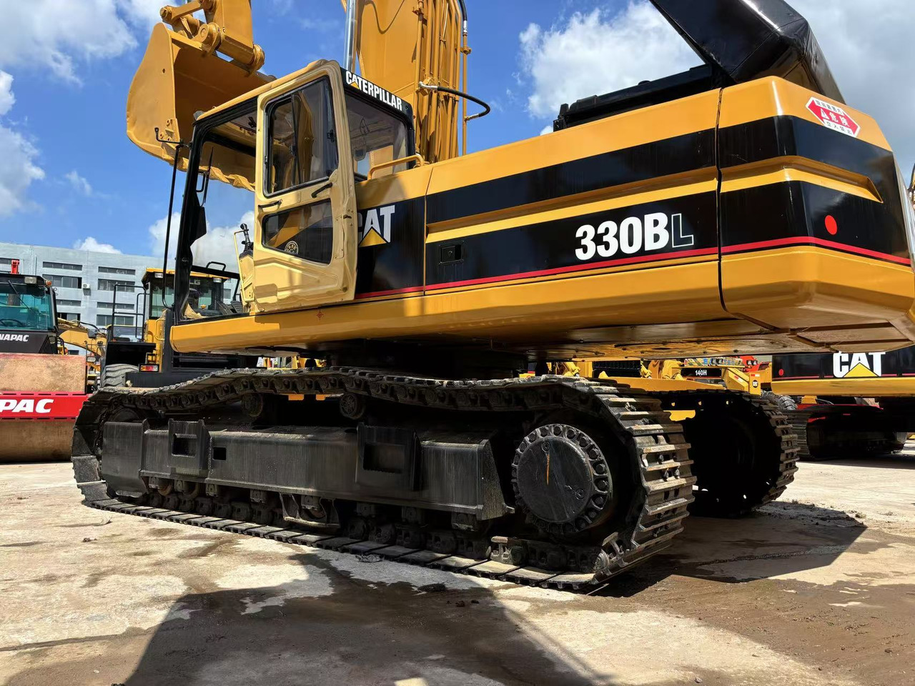 Caterpillar 330BL - Гусеничний екскаватор: фото 1 Caterpillar 330BL - Гусеничний екскаватор: фото 1