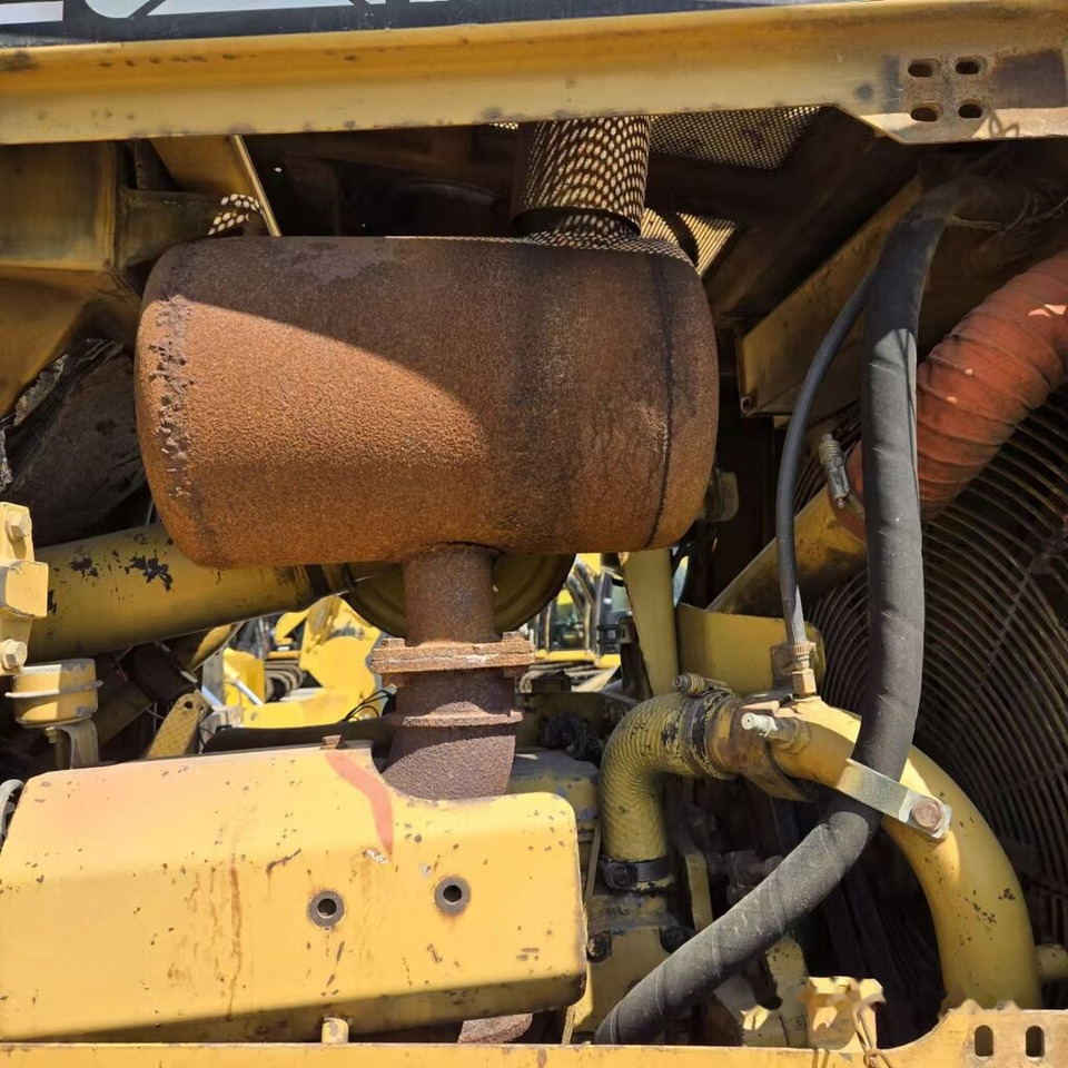 Caterpillar D6R - Бульдозер: фото 2 Caterpillar D6R - Бульдозер: фото 2
