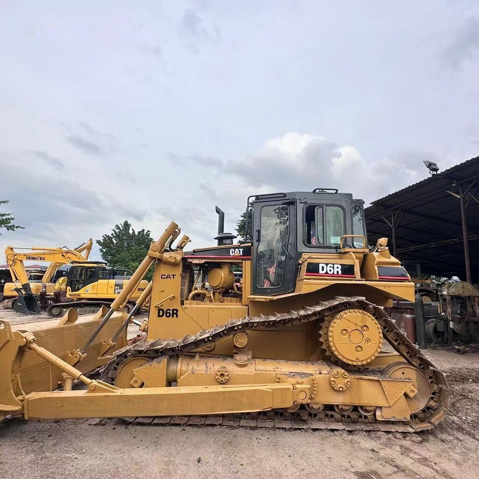 Caterpillar D6R - Бульдозер: фото 1 Caterpillar D6R - Бульдозер: фото 1