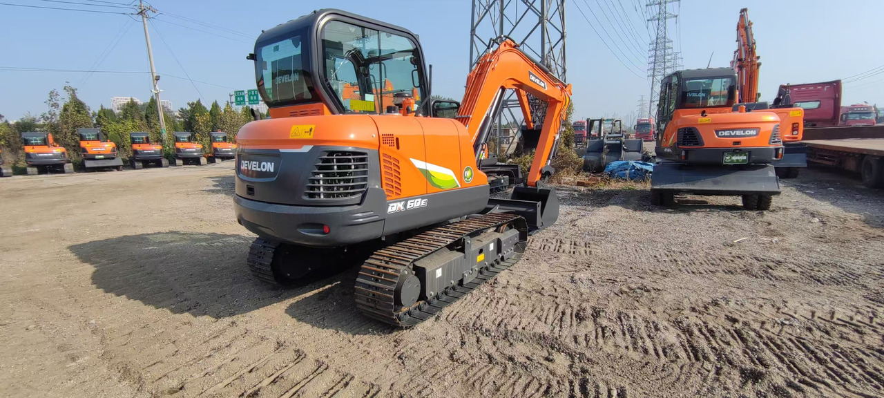 DOOSAN DX60E - Міні-екскаватор: фото 4 DOOSAN DX60E - Міні-екскаватор: фото 4