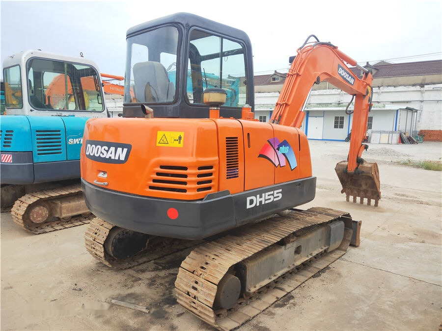 Doosan DH55-V - Міні-екскаватор: фото 2 Doosan DH55-V - Міні-екскаватор: фото 2