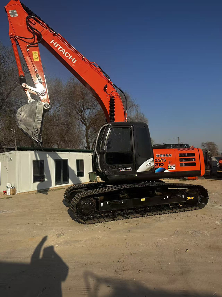 HITACHI ZX210 - Екскаватор: фото 3 HITACHI ZX210 - Екскаватор: фото 3