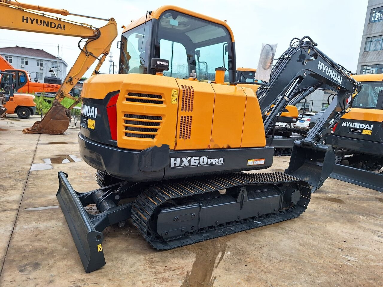 Hyundai HX60 PRO New machine - Міні-екскаватор: фото 5 Hyundai HX60 PRO New machine - Міні-екскаватор: фото 5