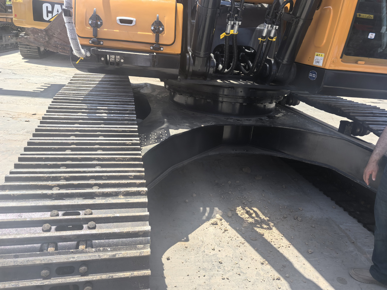 Hyundai R305LC-9T - Гусеничний екскаватор: фото 5 Hyundai R305LC-9T - Гусеничний екскаватор: фото 5