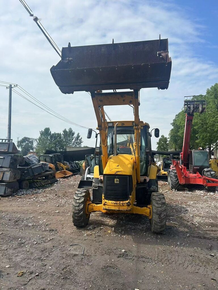 JCB 3CX - Екскаватор-навантажувач: фото 1 JCB 3CX - Екскаватор-навантажувач: фото 1