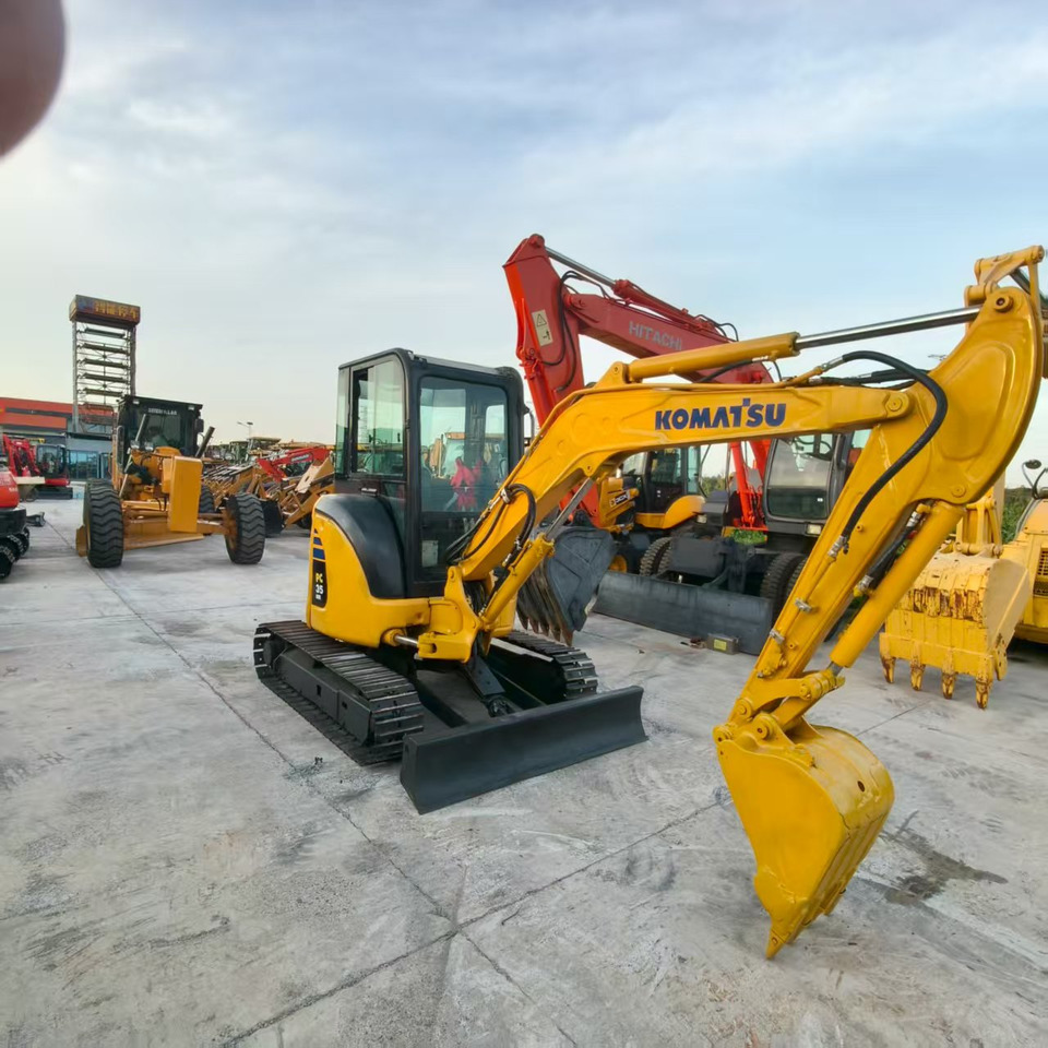 KOMATSU PC35MR - Міні-екскаватор: фото 2 KOMATSU PC35MR - Міні-екскаватор: фото 2