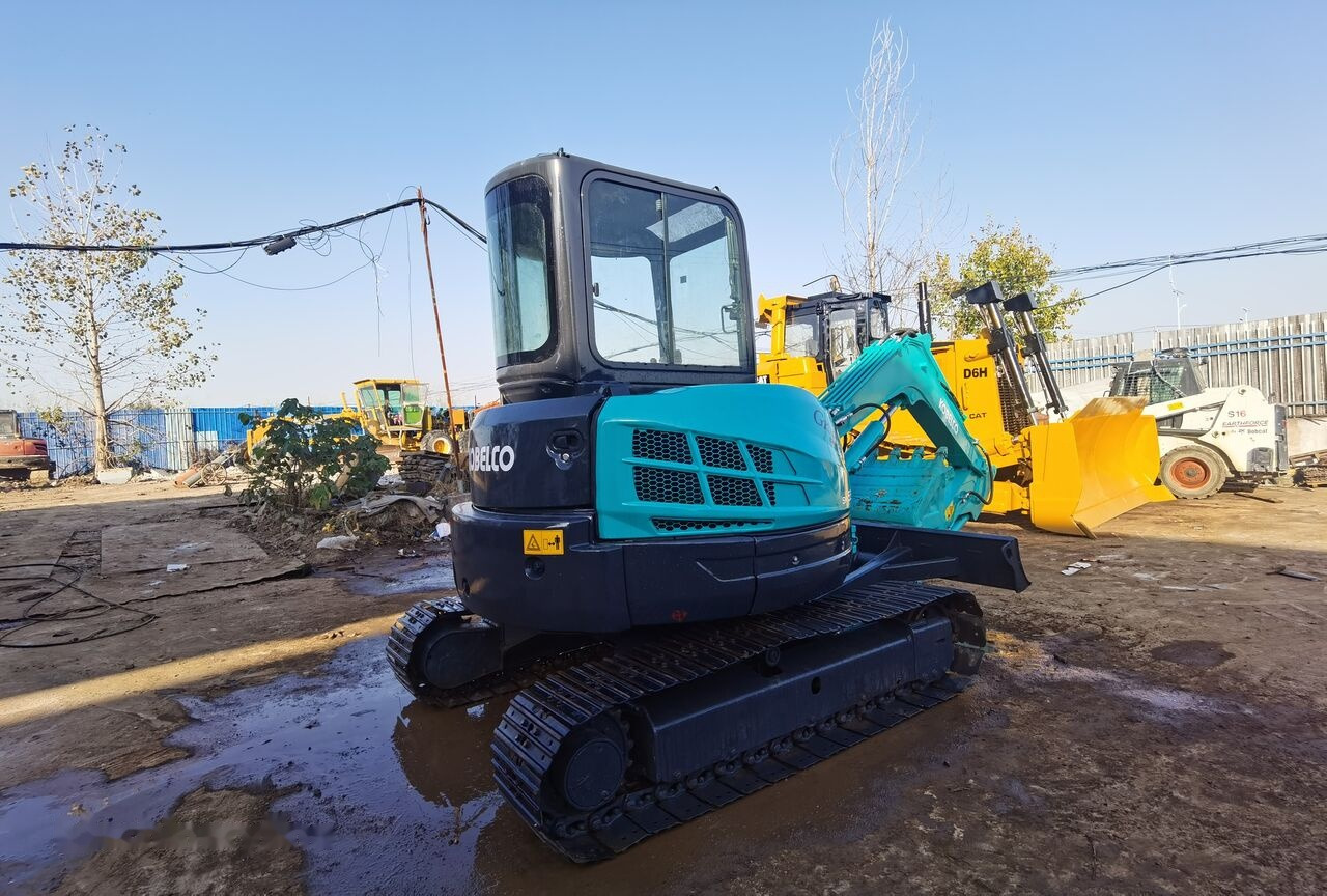 Kobelco SK55 - Міні-екскаватор: фото 2 Kobelco SK55 - Міні-екскаватор: фото 2