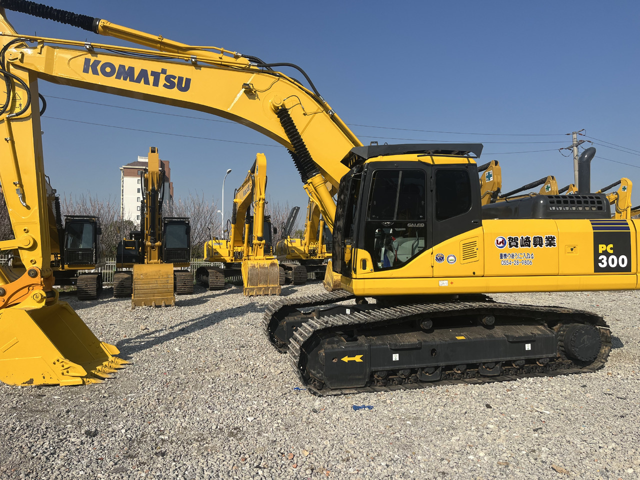 Komatsu PC300-7 - Гусеничний екскаватор: фото 3 Komatsu PC300-7 - Гусеничний екскаватор: фото 3