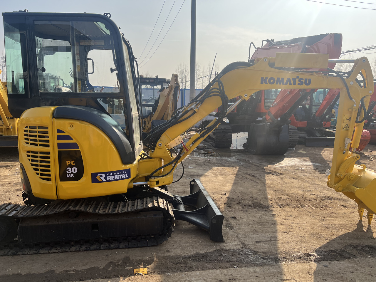 Komatsu PC30MR - Міні-екскаватор: фото 2 Komatsu PC30MR - Міні-екскаватор: фото 2