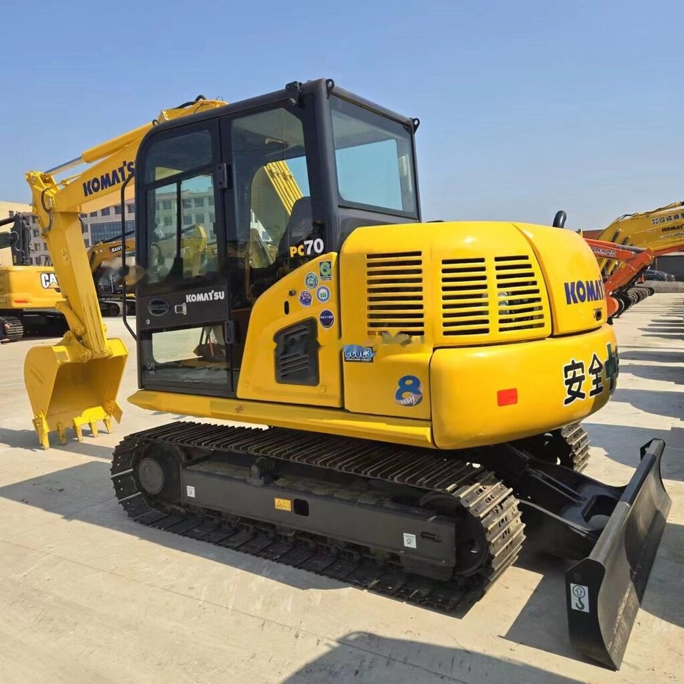 Komatsu PC70-8 - Гусеничний екскаватор: фото 4 Komatsu PC70-8 - Гусеничний екскаватор: фото 4