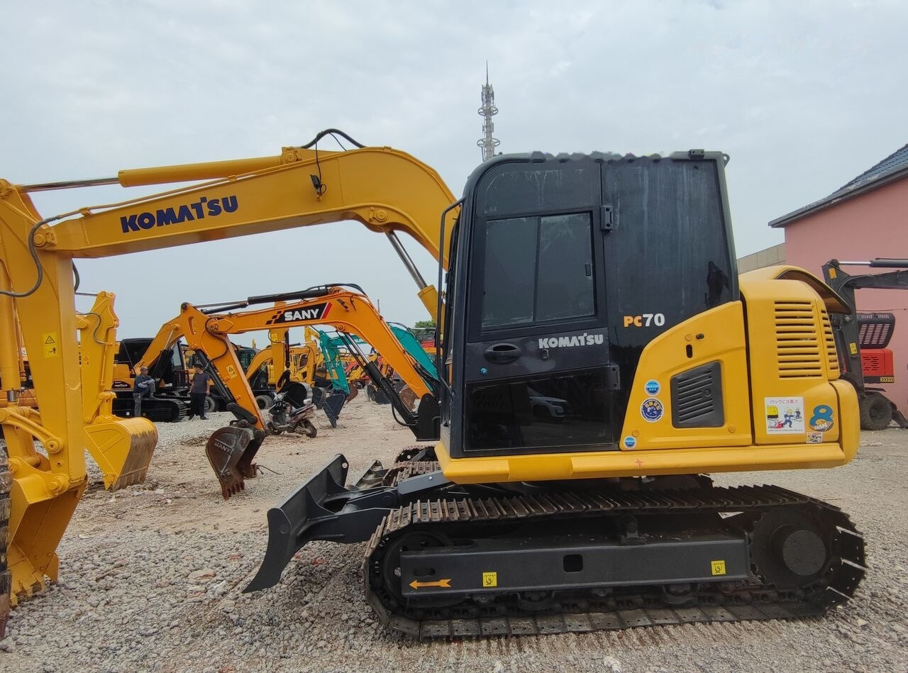 Komatsu PC70-8 - Міні-екскаватор: фото 1 Komatsu PC70-8 - Міні-екскаватор: фото 1