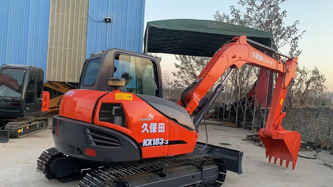 Kubota KX183 - Гусеничний екскаватор: фото 2 Kubota KX183 - Гусеничний екскаватор: фото 2