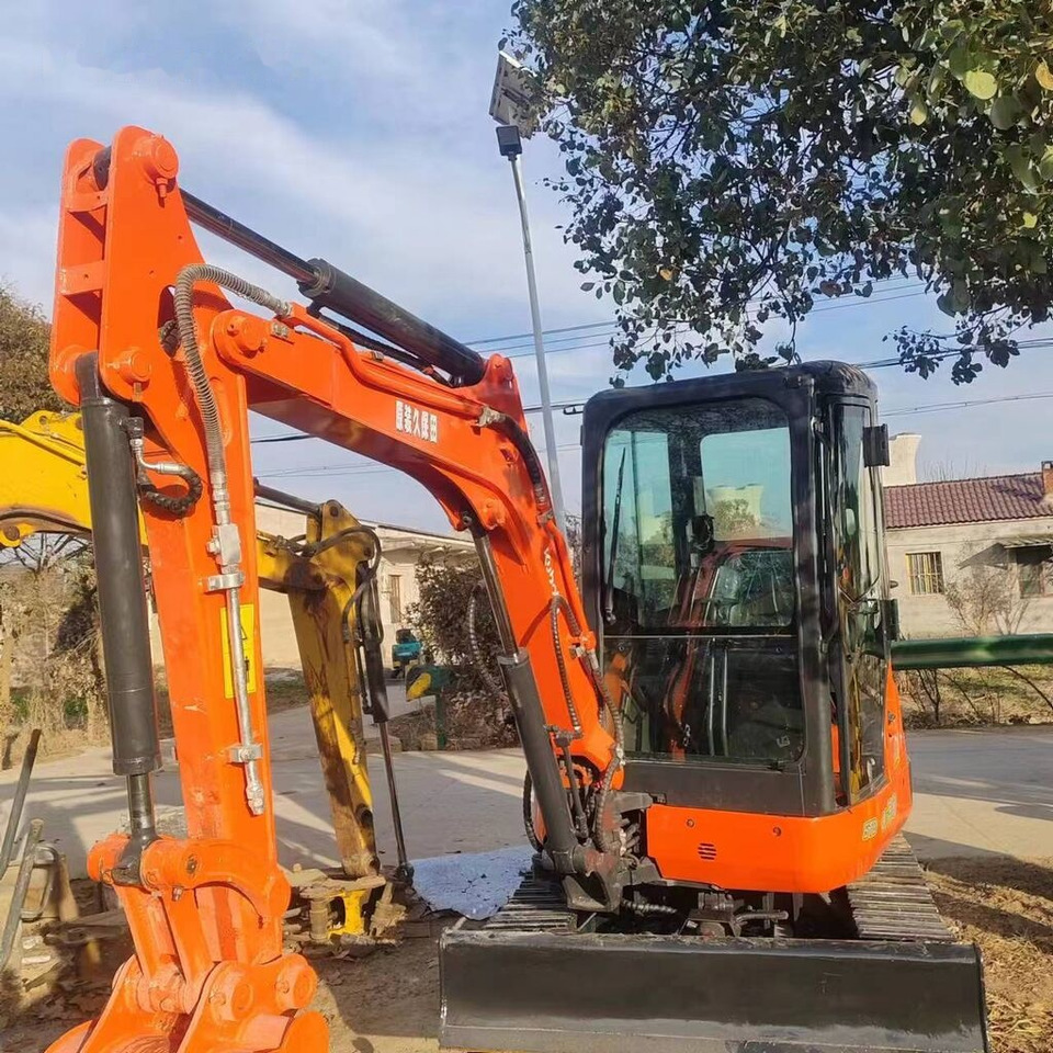 Міні-екскаватор Kubota U30: фото 6