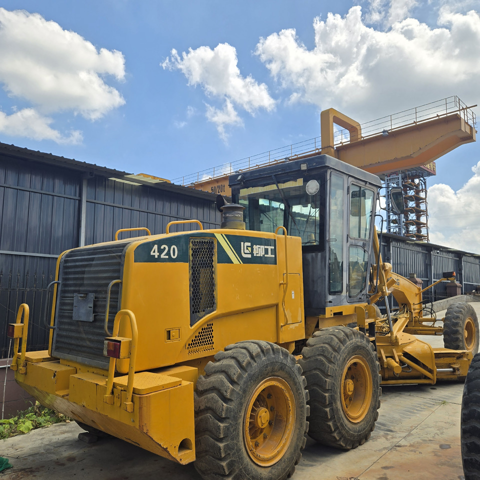 LIUGONG CLG4200 - Грейдер: фото 1 LIUGONG CLG4200 - Грейдер: фото 1