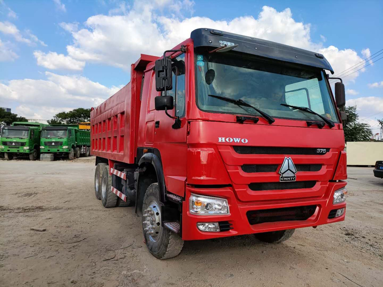 Самоскид вантажівка SINOTRUK HOWO: фото 8