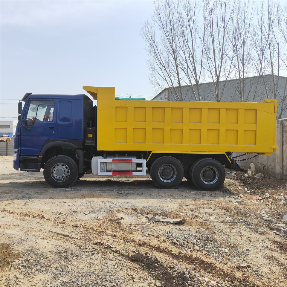 Самоскид вантажівка SINOTRUK HOWO: фото 6