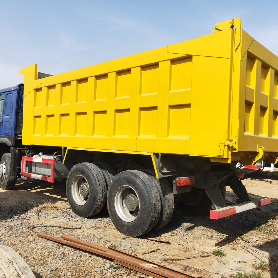 Самоскид вантажівка SINOTRUK HOWO: фото 8