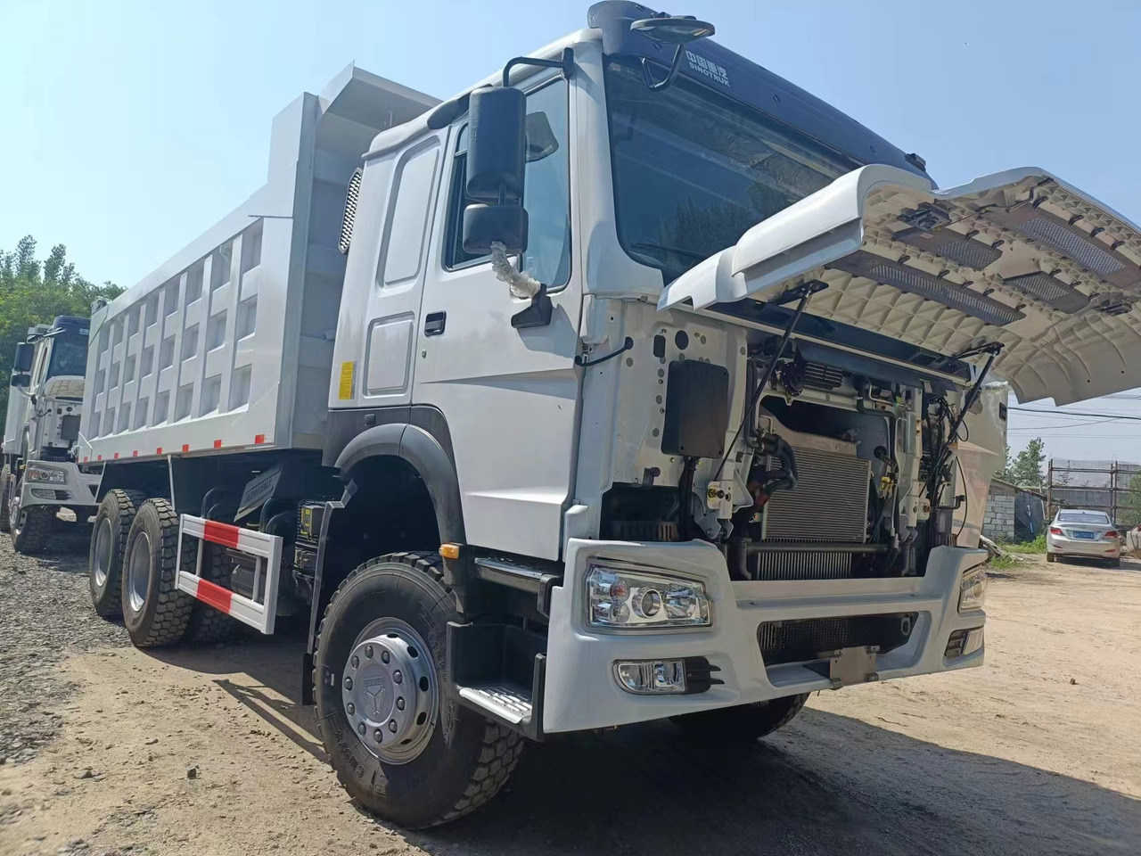 SINOTRUK HOWO - Самоскид вантажівка: фото 2 SINOTRUK HOWO - Самоскид вантажівка: фото 2
