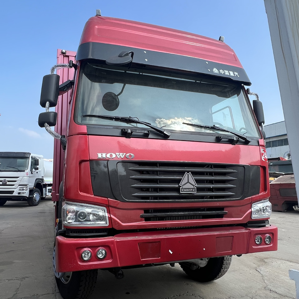 SINOTRUK HOWO - Вантажівка з закритим кузовом: фото 2 SINOTRUK HOWO - Вантажівка з закритим кузовом: фото 2