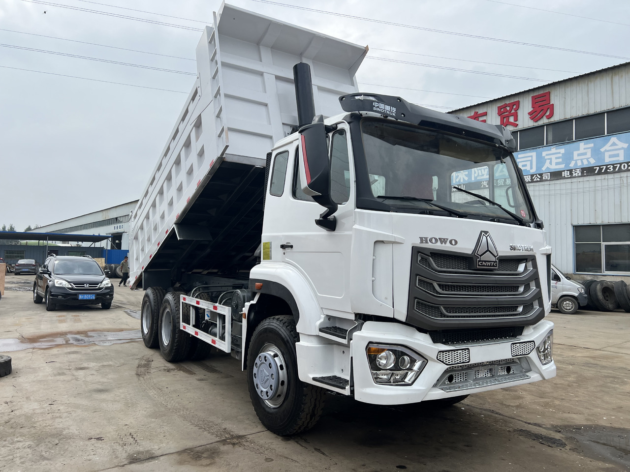 SINOTRUK HOWO - Самоскид вантажівка: фото 3 SINOTRUK HOWO - Самоскид вантажівка: фото 3