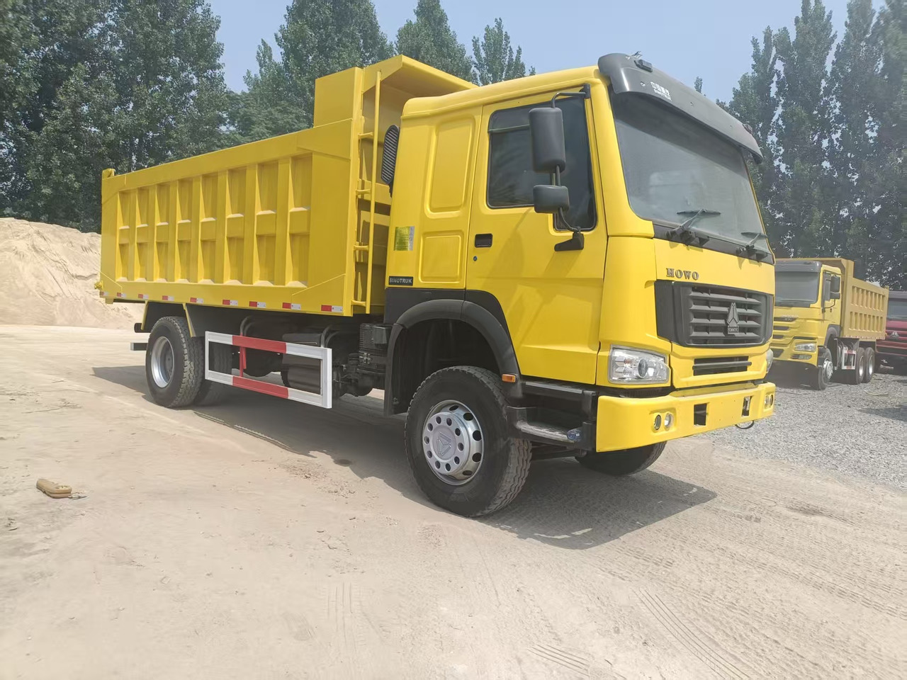 SINOTRUK Howo 4*2 - Самоскид вантажівка: фото 4 SINOTRUK Howo 4*2 - Самоскид вантажівка: фото 4