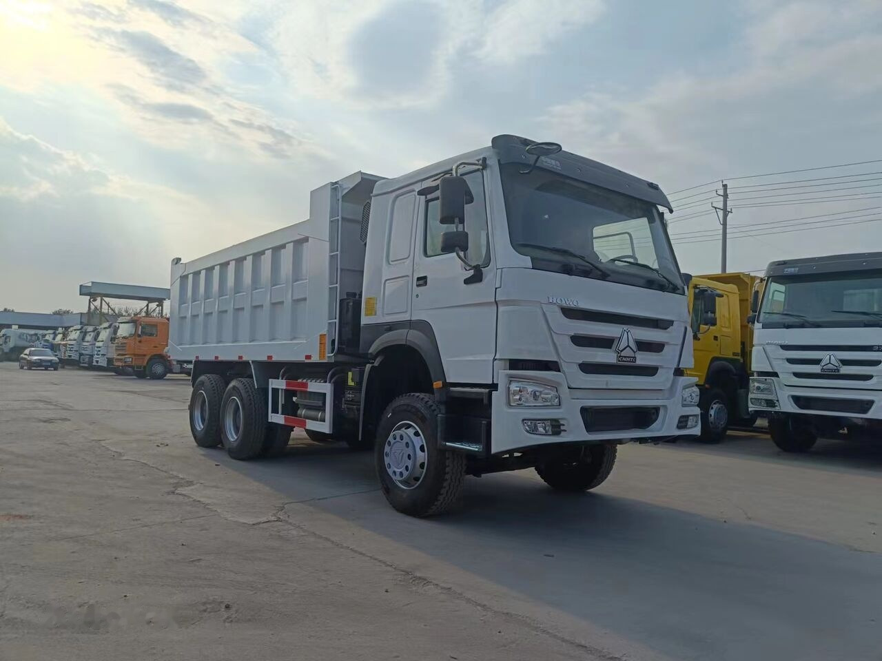 Sinotruk Howo 6*4 - Самоскид вантажівка: фото 5 Sinotruk Howo 6*4 - Самоскид вантажівка: фото 5