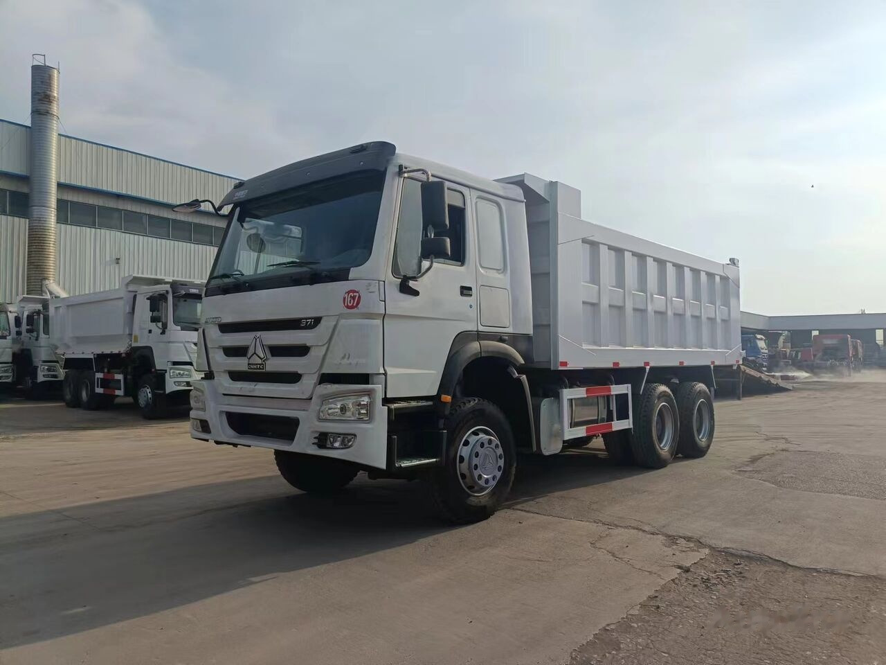 Sinotruk Howo 6*4 - Самоскид вантажівка: фото 3 Sinotruk Howo 6*4 - Самоскид вантажівка: фото 3
