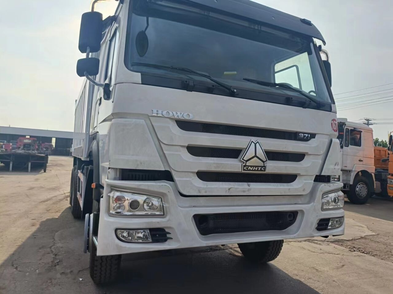 Sinotruk Howo 6*4 - Самоскид вантажівка: фото 4 Sinotruk Howo 6*4 - Самоскид вантажівка: фото 4