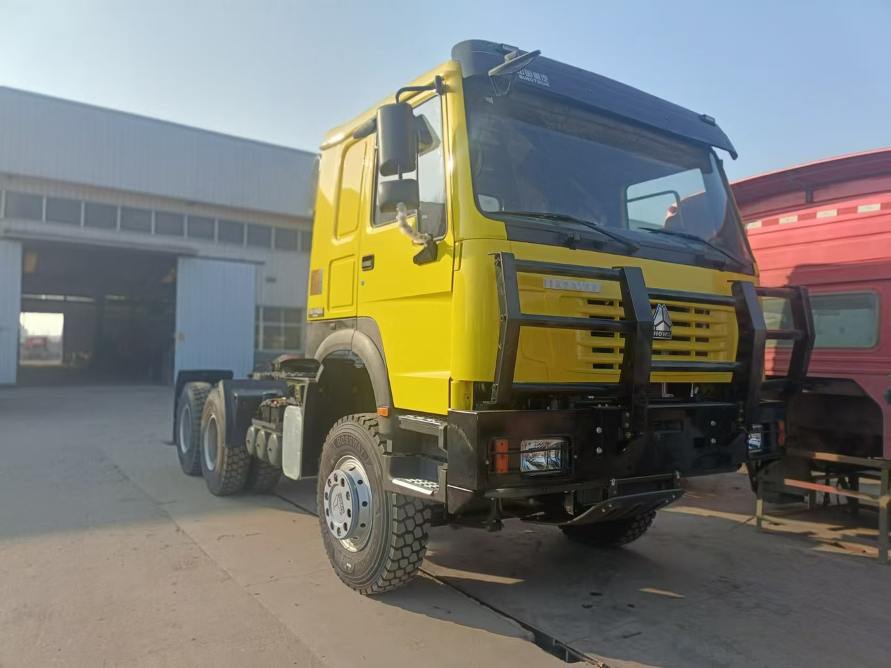 SINOTRUK HOWO - Тягач: фото 1 SINOTRUK HOWO - Тягач: фото 1