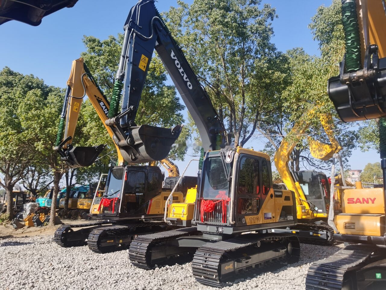 Volvo EC140DL - Гусеничний екскаватор: фото 2 Volvo EC140DL - Гусеничний екскаватор: фото 2