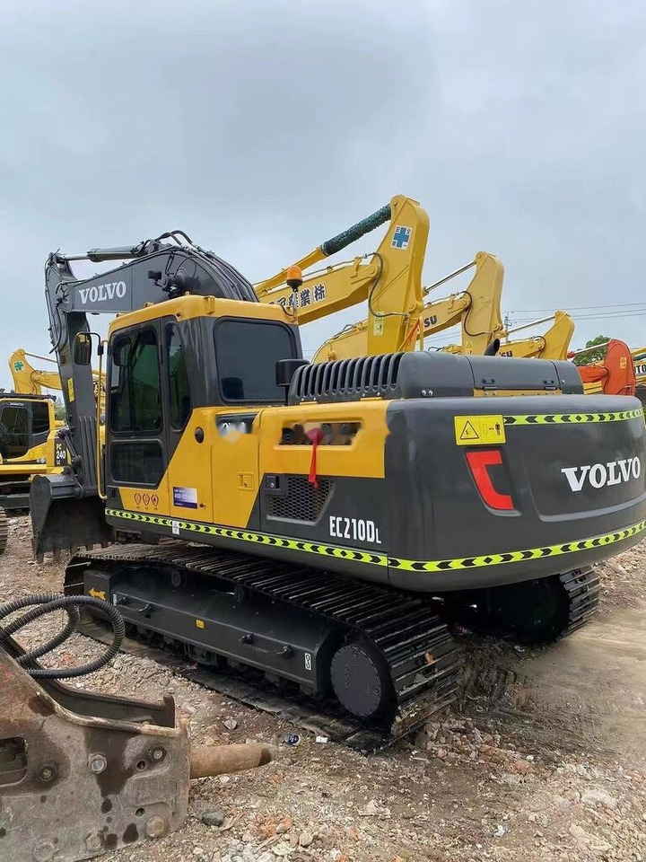 Volvo EC210 - Гусеничний екскаватор: фото 3 Volvo EC210 - Гусеничний екскаватор: фото 3