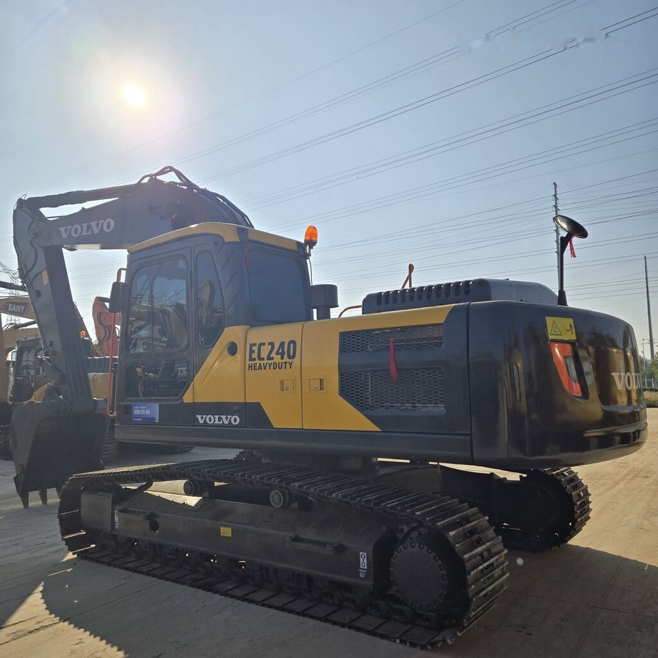 Гусеничний екскаватор Volvo EC240: фото 15