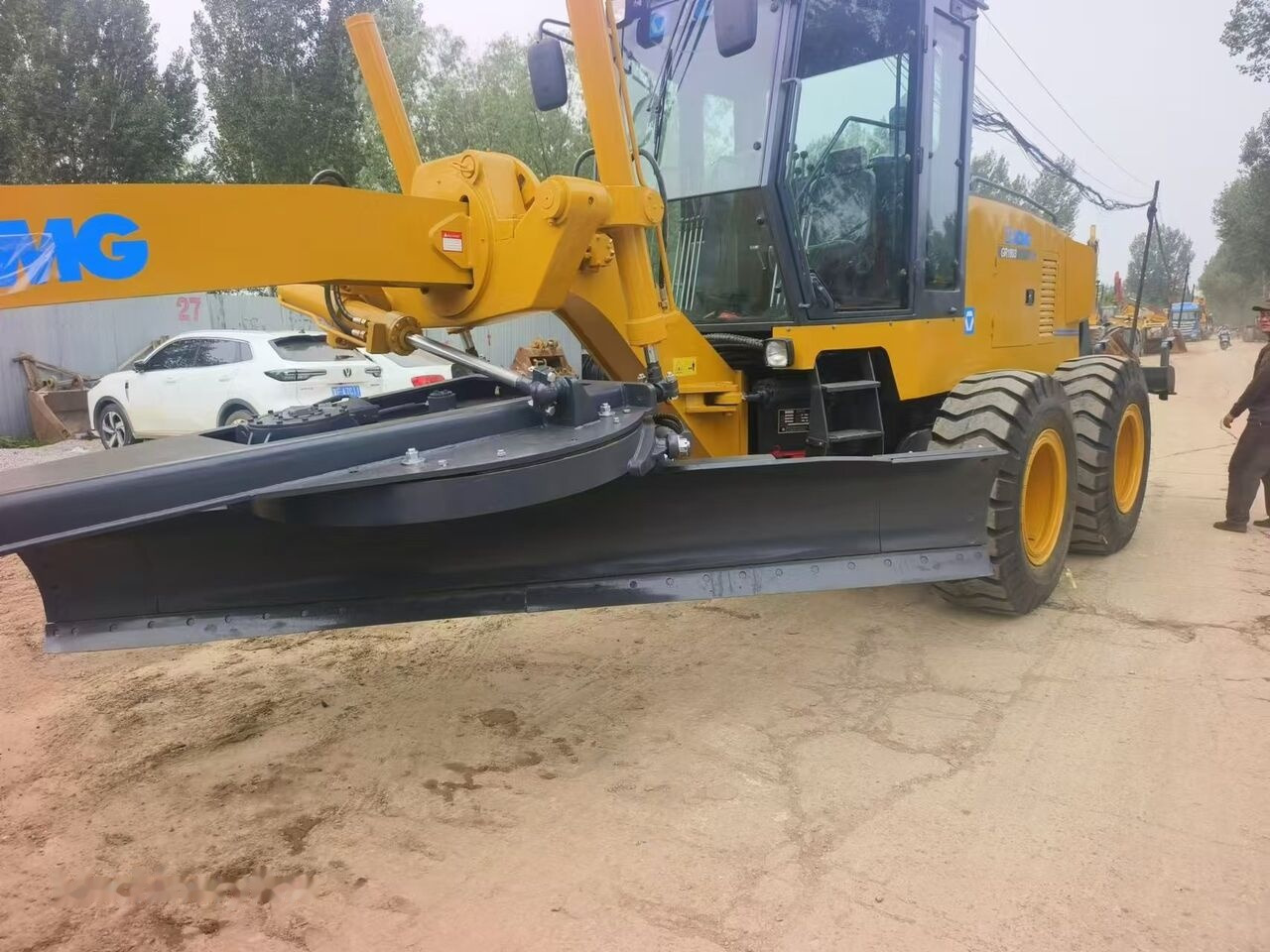 XCMG GR1803 - Грейдер: фото 3 XCMG GR1803 - Грейдер: фото 3
