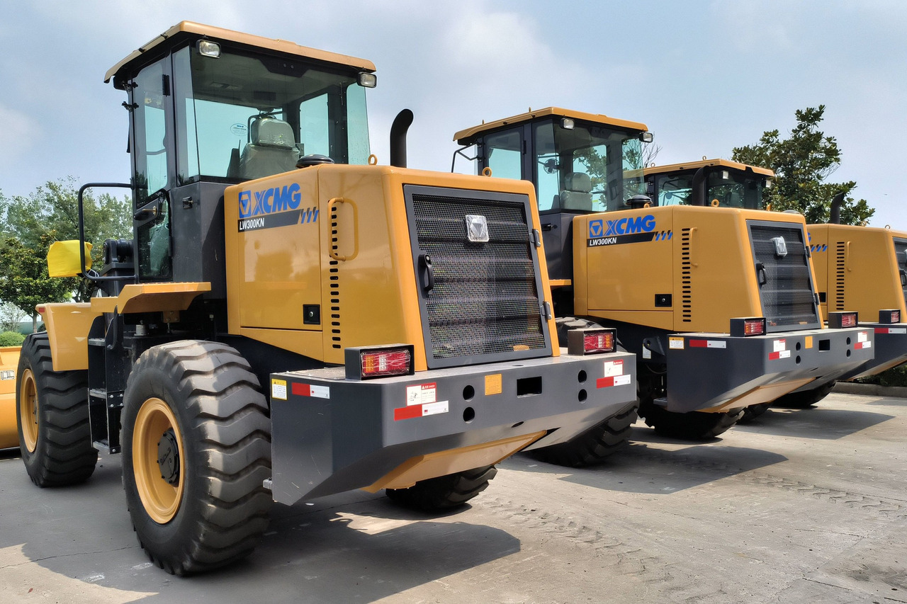 XCMG LW300KN - Колісний навантажувач: фото 1 XCMG LW300KN - Колісний навантажувач: фото 1