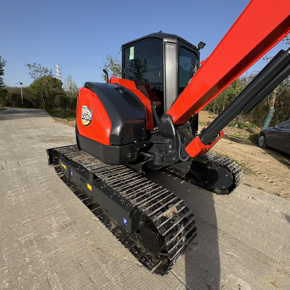 Yanmar Vio80 - Гусеничний екскаватор: фото 4 Yanmar Vio80 - Гусеничний екскаватор: фото 4