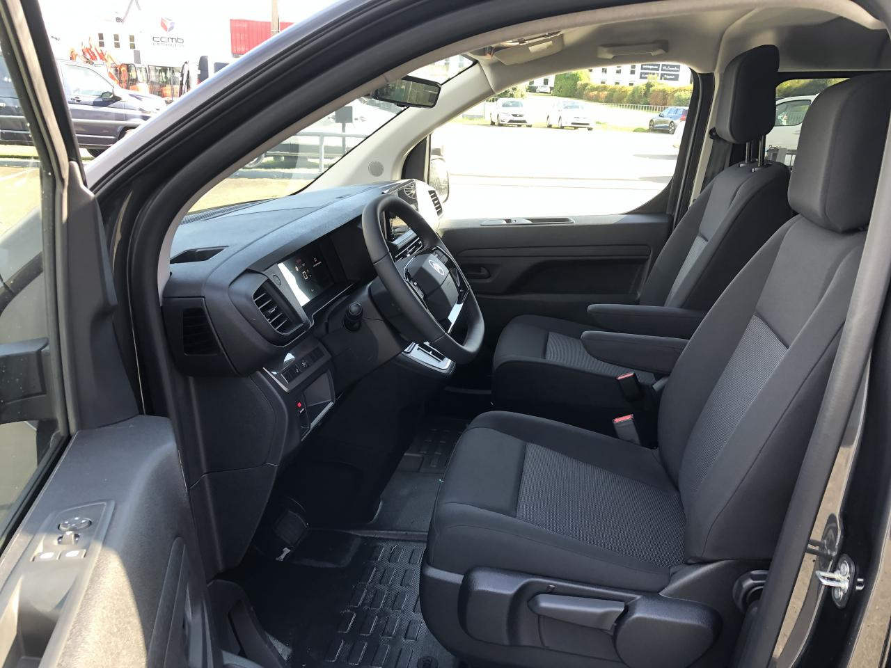 CITROEN Jumpy XL 2.0 BlueHDi - 180 S&S - BV EAT8 III CABINE APPROFONDIE Cabine approfondie Fixe PHASE 2 - Суцільнометалевий фургон: фото 5 CITROEN Jumpy XL 2.0 BlueHDi - 180 S&S - BV EAT8 III CABINE APPROFONDIE Cabine approfondie Fixe PHASE 2 - Суцільнометалевий фургон: фото 5