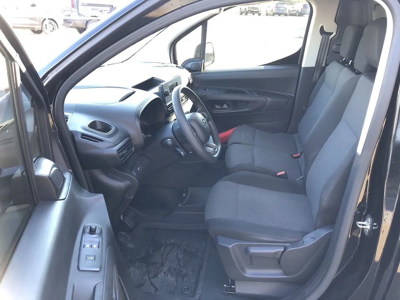 Citroen Berlingo M 1000KG BLUEHDI 100CH S&S - Легковий фургон: фото 4 Citroen Berlingo M 1000KG BLUEHDI 100CH S&S - Легковий фургон: фото 4
