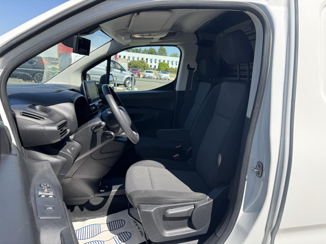 Citroen Berlingo M 650KG BLUEHDI 100 S&S DRIVER - Легковий фургон: фото 4 Citroen Berlingo M 650KG BLUEHDI 100 S&S DRIVER - Легковий фургон: фото 4