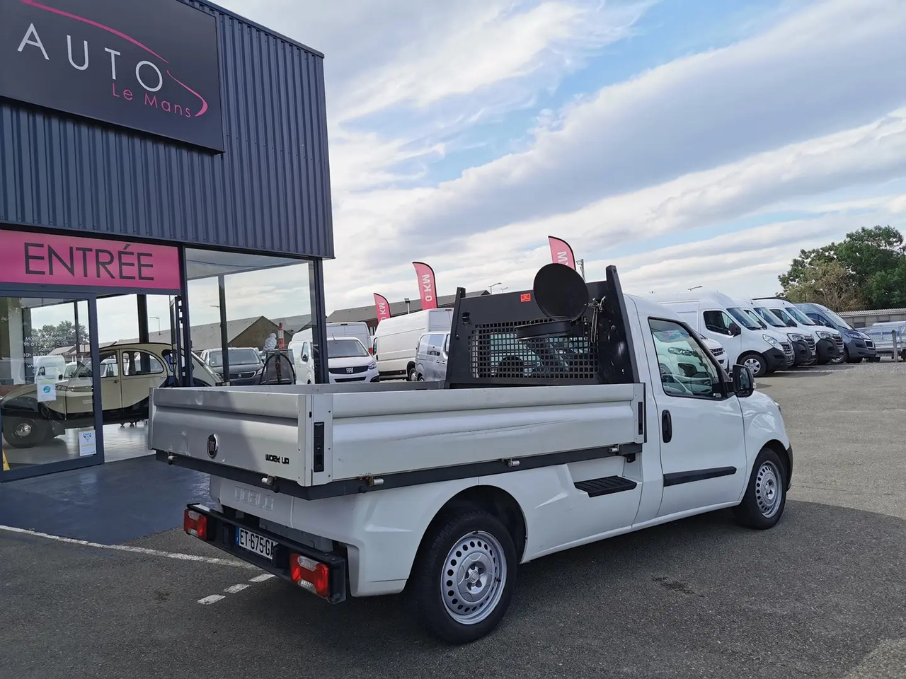 Fiat Doblo Cargo WORK UP MAXI 1.6 MULTIJET 105CH PRO LOUNGE - Легка бортова вантажівка: фото 4 Fiat Doblo Cargo WORK UP MAXI 1.6 MULTIJET 105CH PRO LOUNGE - Легка бортова вантажівка: фото 4