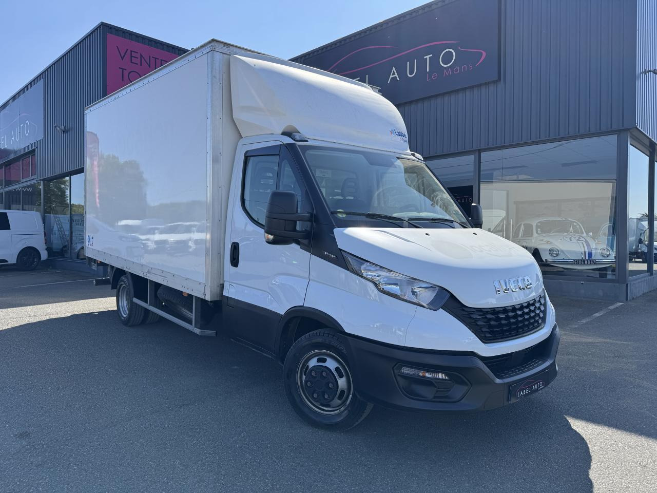 Iveco Daily 35 C 16 CAISSE HAYON 20M3 - Фургон з закритим кузовом: фото 2 Iveco Daily 35 C 16 CAISSE HAYON 20M3 - Фургон з закритим кузовом: фото 2