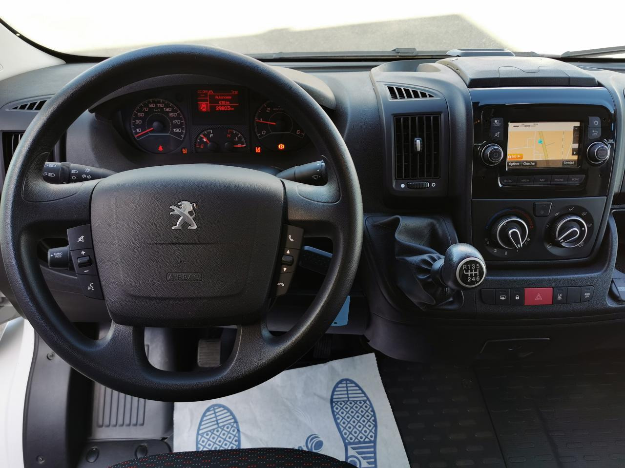 PEUGEOT BOXER 3T0 L2H2 2.2 HDI 140CH ASPHALT - Суцільнометалевий фургон: фото 4 PEUGEOT BOXER 3T0 L2H2 2.2 HDI 140CH ASPHALT - Суцільнометалевий фургон: фото 4