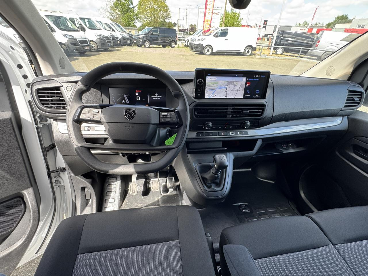 PEUGEOT Expert M 2.0 BlueHDi - 145 III FOURGON Fourgon PHASE 2 - Суцільнометалевий фургон: фото 4 PEUGEOT Expert M 2.0 BlueHDi - 145 III FOURGON Fourgon PHASE 2 - Суцільнометалевий фургон: фото 4