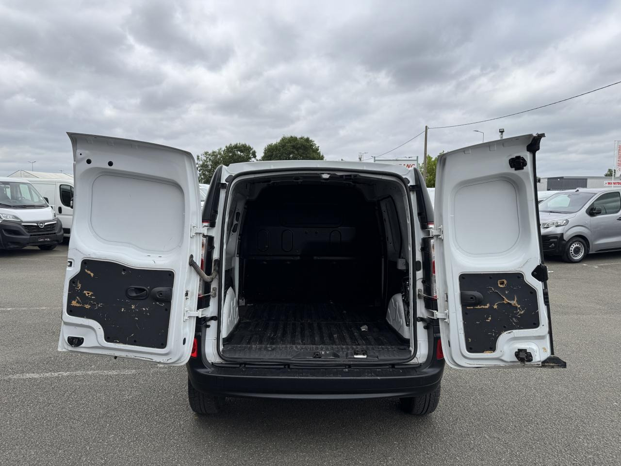 RENAULT KANGOO 1.5 DCI 80CH CONFORT - Суцільнометалевий фургон: фото 3 RENAULT KANGOO 1.5 DCI 80CH CONFORT - Суцільнометалевий фургон: фото 3