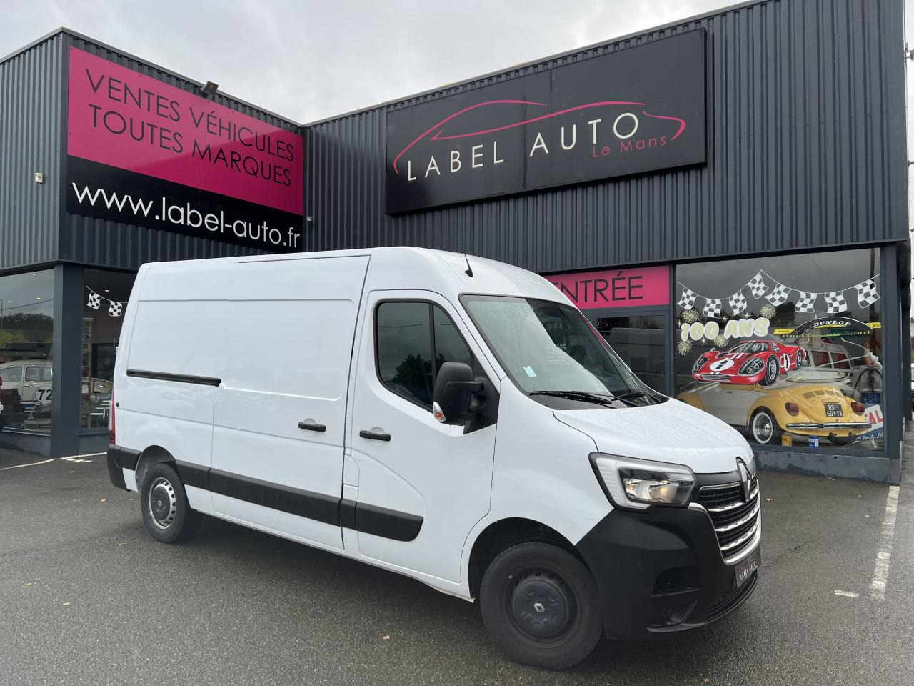RENAULT Master Grand Confort F3300 L2H2 2.3 dCi - 135  III FOURGON Fourgon L2H2 Traction PHASE 3 - Суцільнометалевий фургон: фото 1 RENAULT Master Grand Confort F3300 L2H2 2.3 dCi - 135  III FOURGON Fourgon L2H2 Traction PHASE 3 - Суцільнометалевий фургон: фото 1